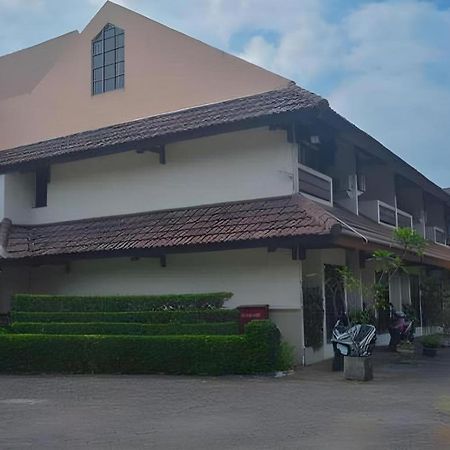 D'Arcici Hotel Plumpang Yakarta Exterior foto