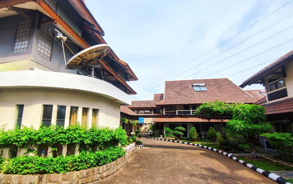 D'Arcici Hotel Plumpang Yakarta Exterior foto